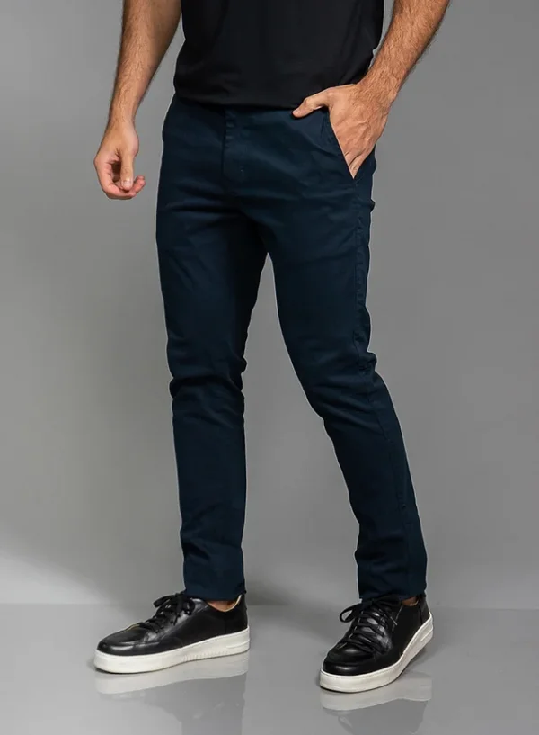 18-calca-sarja-masculina-slim-preto-compton-38.webp