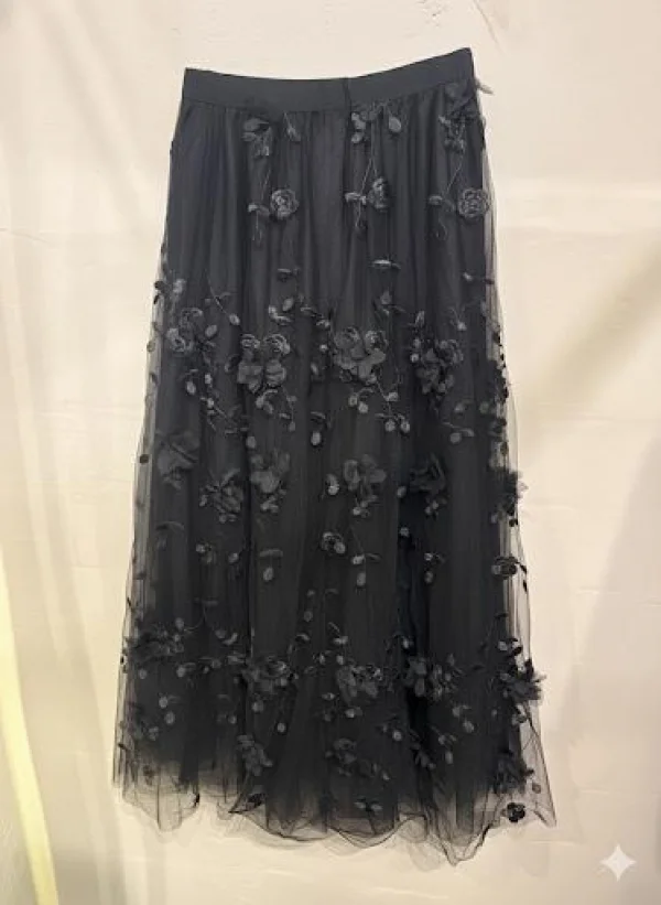 SAIA DE TULE  C. FLORES 3D.jpeg