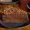 Fatia de Bolo de Brigadeiro Belga - Com Ganache de Chocolate