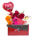 Box Com 3 Rosas + Pel�cia Carinhosa + Cx Angel e barra Lacreme