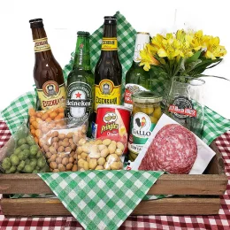 Caixa de Cervejas e apaeritivos