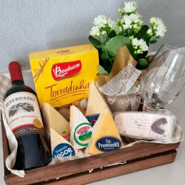 Box Queijos e Vinho
