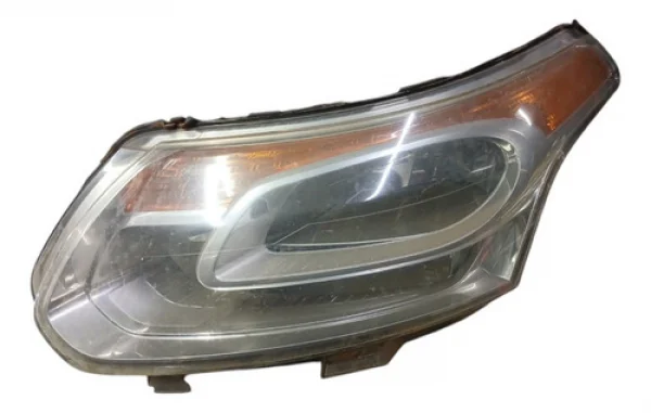 Farol Dianteiro Esquerdo Citroen C3 Picasso Aircross Detalhe