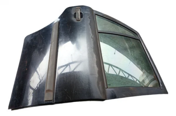 Porta Traseira Direita Vw Gol G4 Original Preta Somente Lata