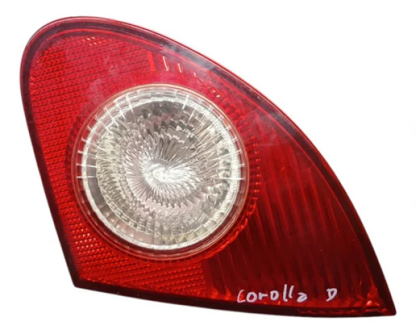 Lanterna Tampa Traseiro Direito Toyota Corolla 2003 A 2008