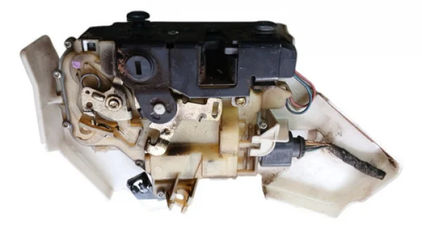 Fechadura Eltrica Traseiro Direito Vw Passat Golf Polo 2010