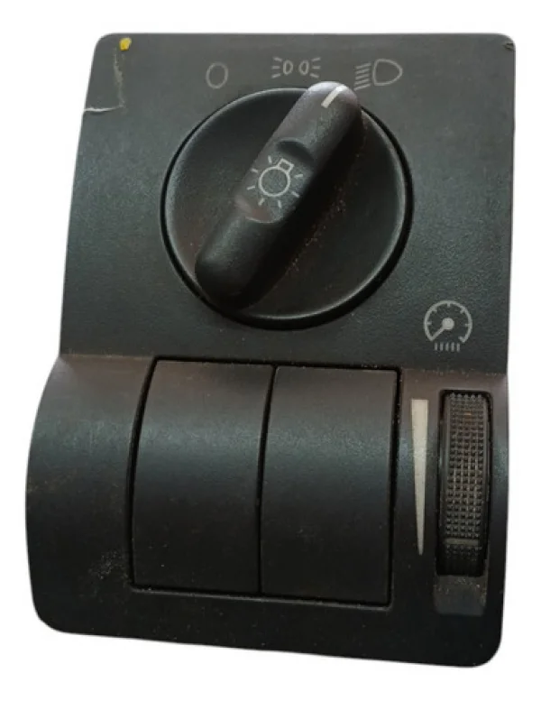 Boto Comando Farol De Milha Gm Corsa E Montana 2003 A 2012