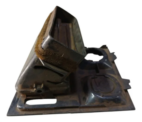 Difusor Moldura Ar Esquerdo Gm Monza 1996 Com Detalhe