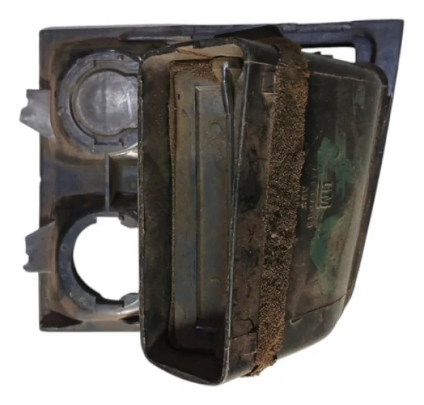 Difusor Moldura Ar Esquerdo Gm Monza 1996 Com Detalhe