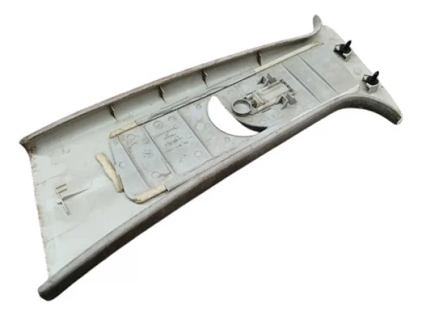 Acabamento Coluna Central Direito Vw Passat 1997 A 2000