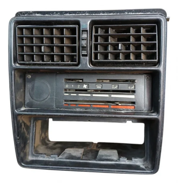 Moldura Comando Painel Central Ventilao Uno 1984 A 1993