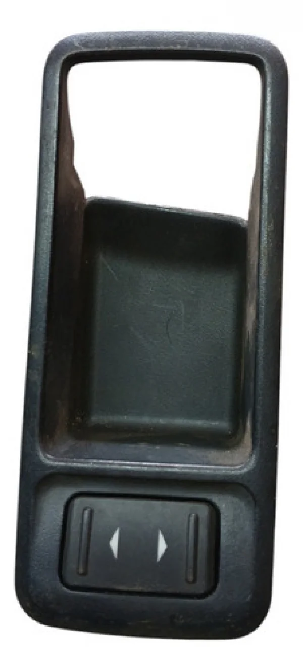 Boto Moldura Vidro Traseiro Direito Focus 2008 A 2013
