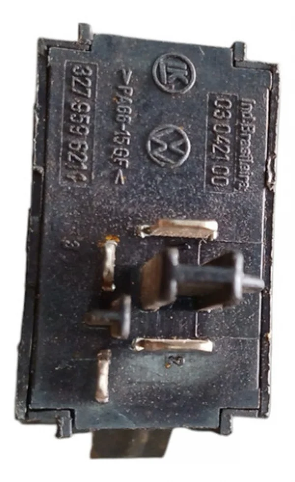 Boto Desembaador Interruptor Traseiro Santana 1998 A 2006
