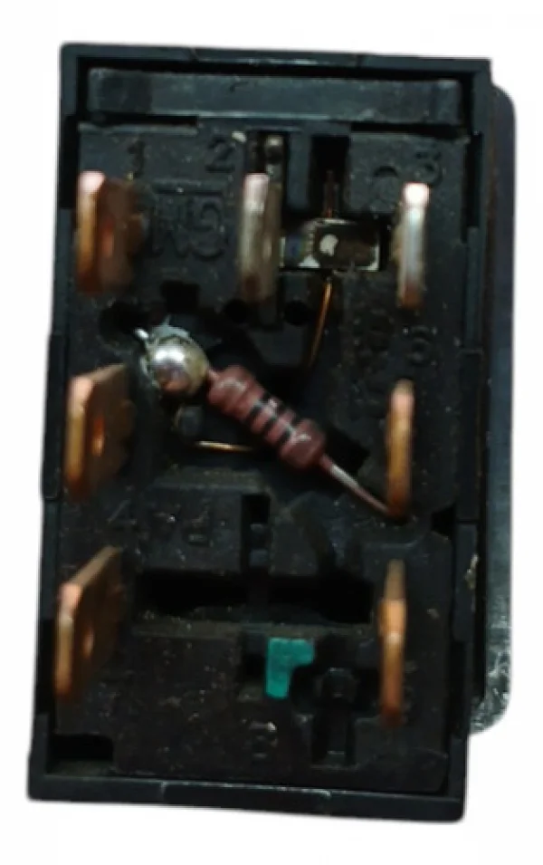 Boto Pisca Alerta Interruptor Gm Corsa Classic 1994 A 2011