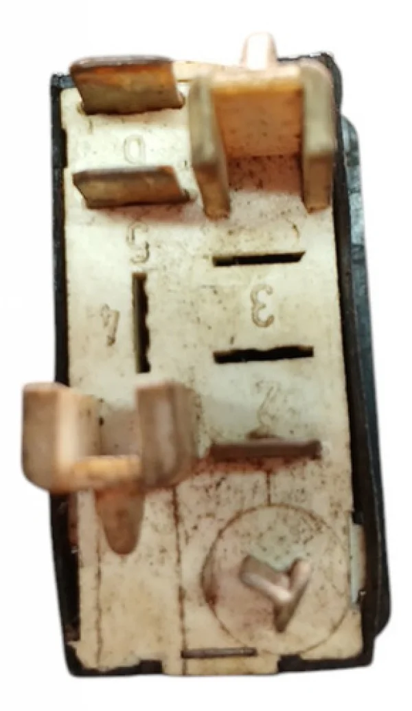 Boto Interruptor Farol De Milha Ford Versailles 1991 A 1996