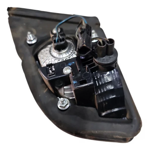 Lanterna Traseira Esquerda Tampa Fiat Siena 2008 A 2015