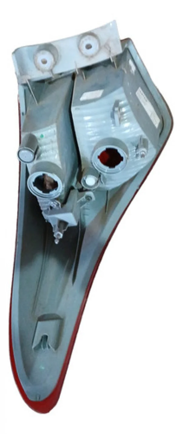 Lanterna Direito Traseira Arteb Hatch Hb20 2012 A 2018
