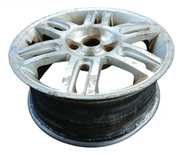 Roda Liga Leve Aro 15 Original Vw Gol Renault Scenic 4 Furos