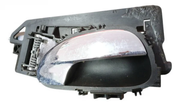 Macaneta Interna Traseira Direita Peugeot 307 2007 A 2007