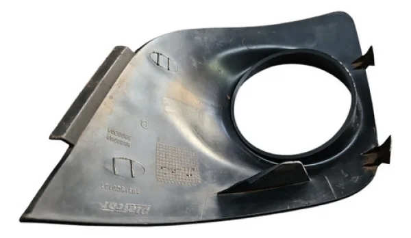 Moldura Farol De Milha Direito Citroen C3 Aircross 2014