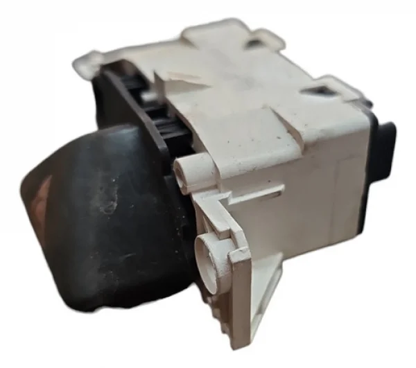 Botao Pisca Alerta Painel Original Ford Focus 2001 A 2009
