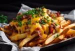 BATATA CHEDDAR E BACON