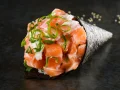 Temaki de Salmão com Cream Cheese Temaki de Salmão com Cream Cheese