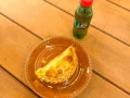 Empanada de carne + Guaraná antártica 200 ml Empanada de carne + Guaraná antártica 200 ml
