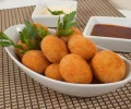 Bolinho de costela