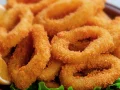 aneis de cebola empanado