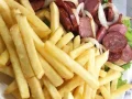 Salame com fritas