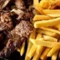 Por��o Contra Fil� Com Fritas