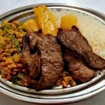 CARNE DE SOL  COM MANDIOCA