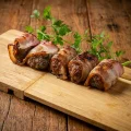 Medalh�o de kafta com queijo