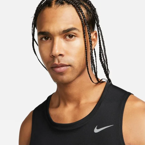 Regata Nike Dri-FIT Miler Masculina