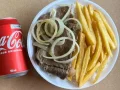 Combo Marmitex 8 Bife Acebolado + Fritas + Refrigerante Lata