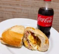 Lanche Russo + Mini Pet Coca Cola 200ml