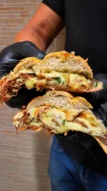 Costela Supremo - Costela Desfiada, Queijo Derretido e Cream Cheese Cremoso