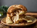 Croissant Recheado de Costela com Queijo Canastra