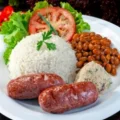 Lingui�a + Fritas + Feij�o + Arroz + Farofa