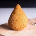 Coxinha de Frango com Catupiry