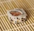 Uramaki de Salm�o c/ Cream Cheese - 8 unidades