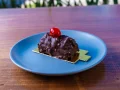 Barrinha De Brownie Recheada - Brigadeiro Branco E Cereja