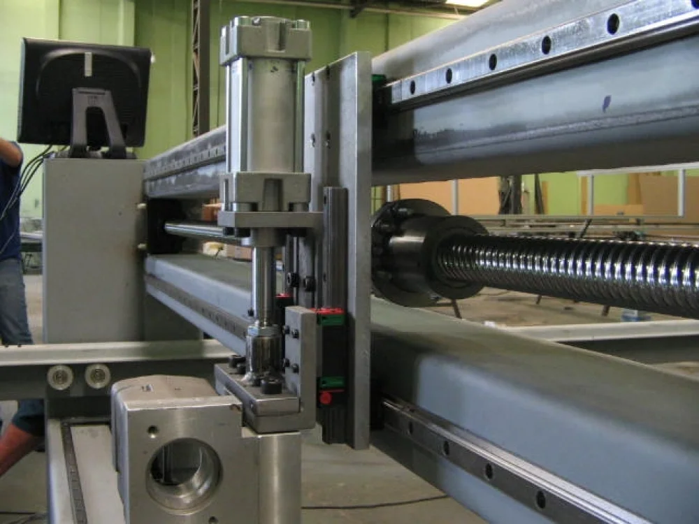 Guia Linear HIWIN Srie E2 Autolubrificante